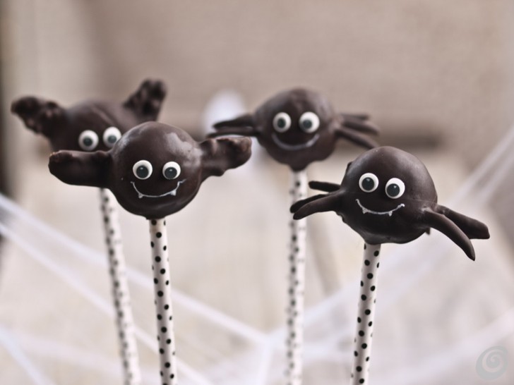 Recept za sladke netopirje in strašne pajke za čarovniško zabavo