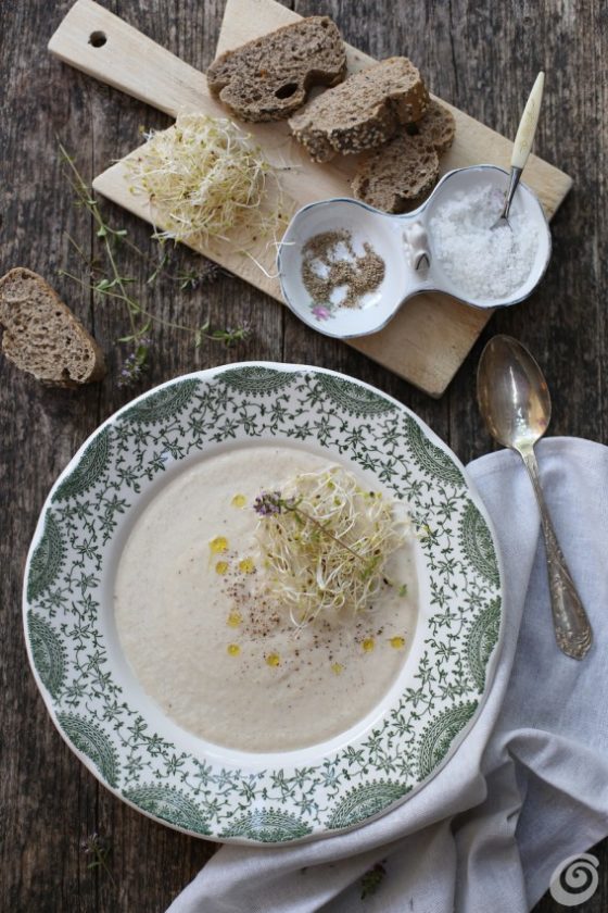 Recept za juho iz pečene cvetače