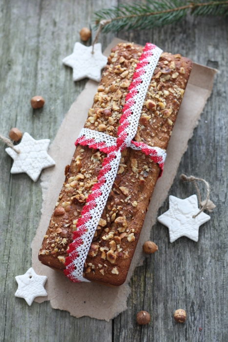 Recept za hruškovo  - lešnikov kruh