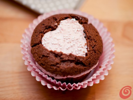 Romantici muffin decorati per una primavera davvero tenera